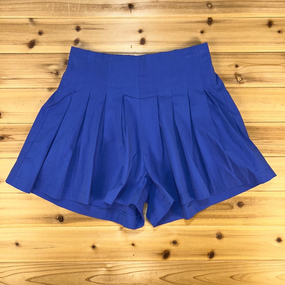 NEW Bucketlist Shorts Womens Large Periwinkle Pleated Pickleball Tennis Shorts